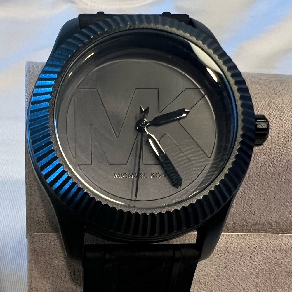 NEW Michael Kors Black Unisex Watch